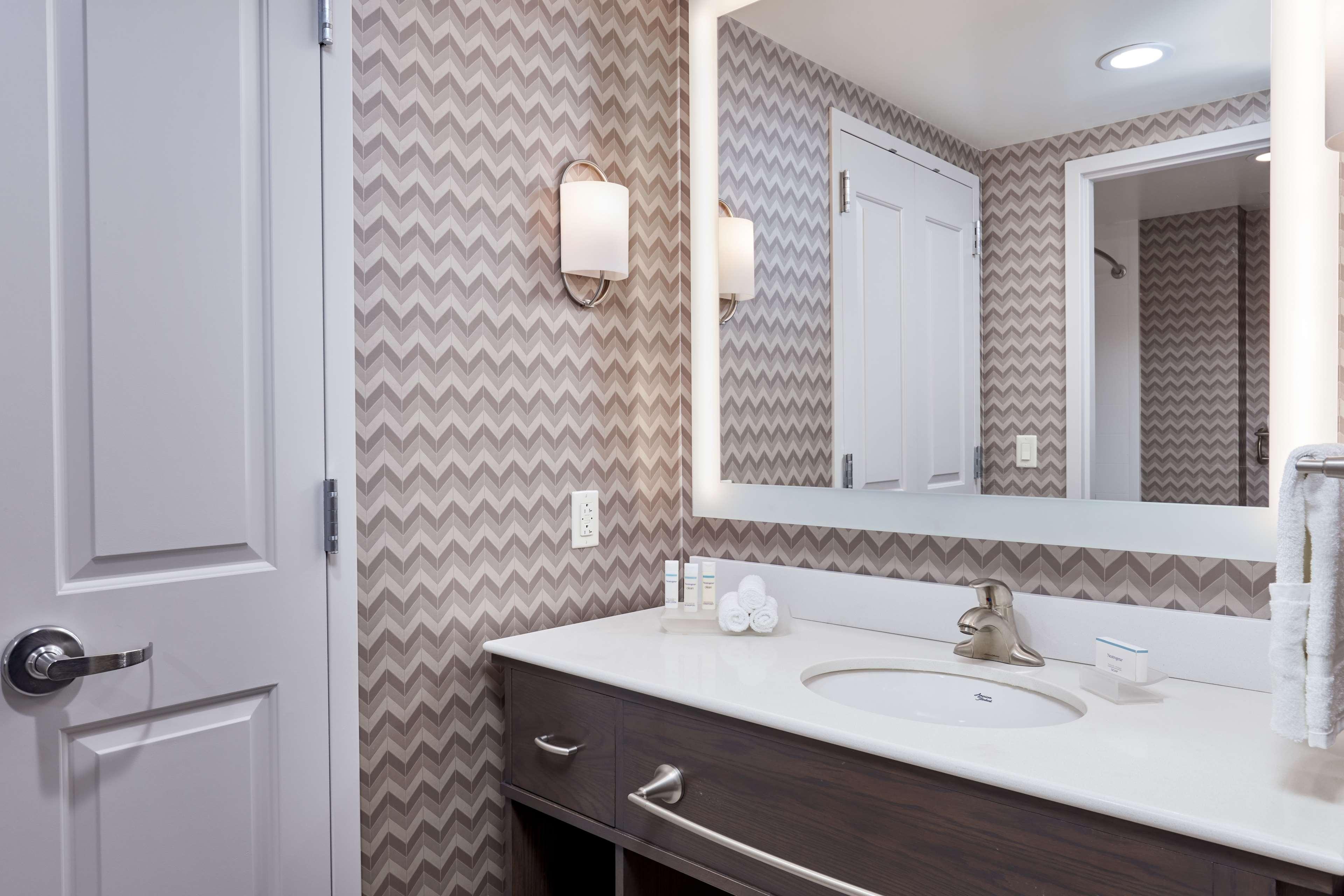 Homewood Suites By Hilton Teaneck Glenpointe Exteriér fotografie